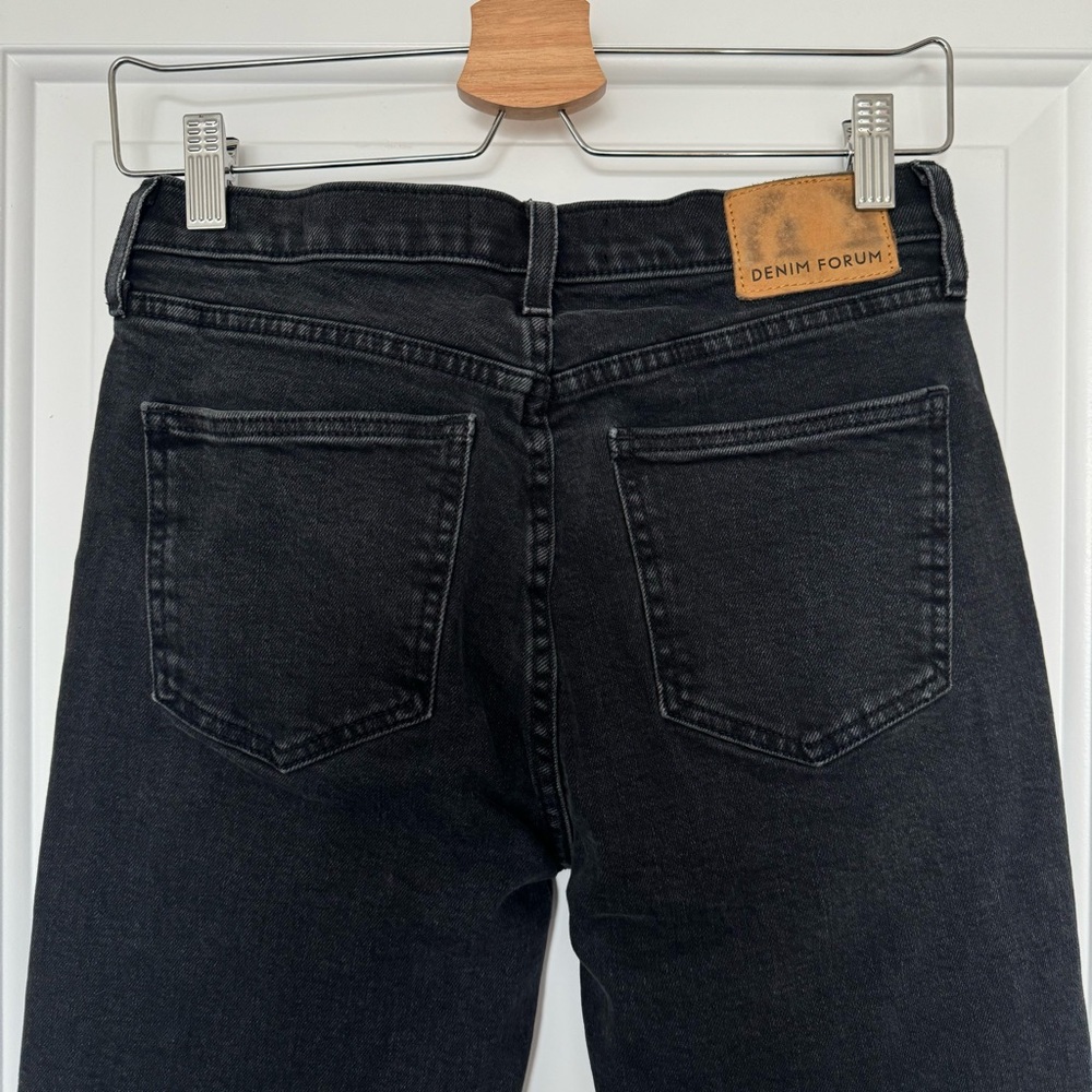 Aritzia Denim Forum the Yoko high rise slim black jeans, size 27 - Picture 14 of 16